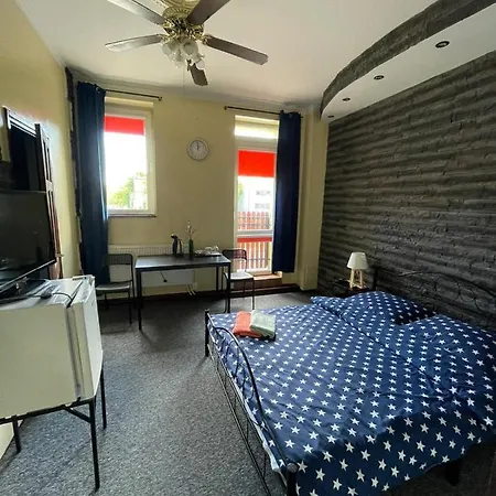 ホームステイ Goscinne Relaks *